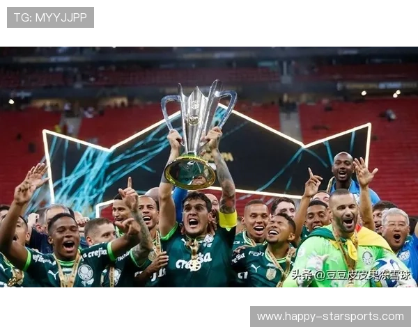 欧冠最新战报：豪门球队逆转夺冠引发球迷热议